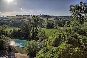 Big Historic Private Villa With Pool and Garden