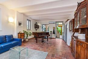Big Historic Private Villa With Pool and Garden