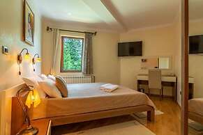 SKi Hotel