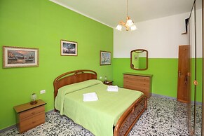Vista Mare, Ampio Terrazzo e Aria Condizionata
