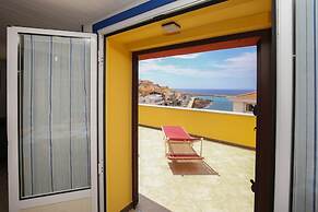 Vista Mare, Ampio Terrazzo e Aria Condizionata