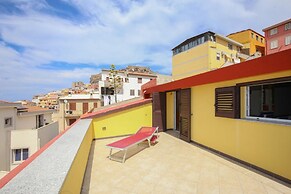 Vista Mare, Ampio Terrazzo e Aria Condizionata