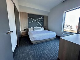 La Quinta Inn & Suites By Wyndham Kelowna Bc