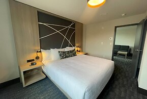 La Quinta Inn & Suites By Wyndham Kelowna Bc
