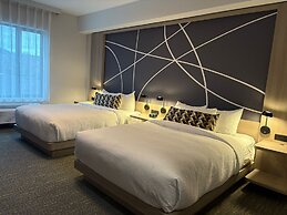 La Quinta Inn & Suites By Wyndham Kelowna Bc