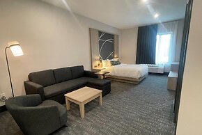 La Quinta Inn & Suites By Wyndham Kelowna Bc