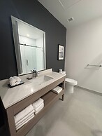 La Quinta Inn & Suites By Wyndham Kelowna Bc