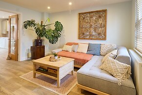 Host Stay Aurora