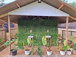 Ciwidey Jungle Camp & Villa