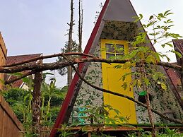 Ciwidey Jungle Camp & Villa