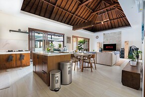 Hazel Villa Jimbaran
