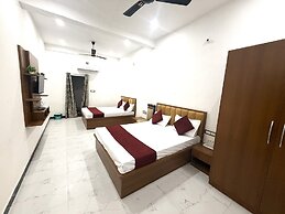 Aakriti's Home Stay