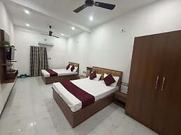 Aakriti's Home Stay