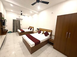 Aakriti's Home Stay