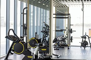 LUX The Burj Khalifa Lagoon View Suite 4