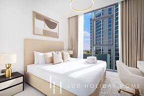 LUX The Burj Khalifa Lagoon View Suite 4