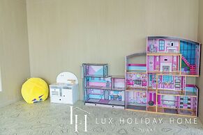 LUX The Burj Khalifa Lagoon View Suite 4