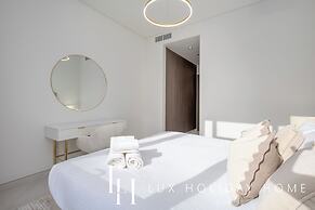 LUX The Burj Khalifa Lagoon View Suite 4