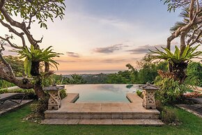 Bougainville Hill Villa