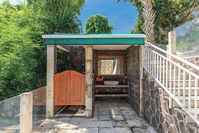 Bougainville Hill Villa