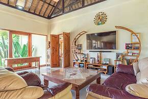 Bougainville Hill Villa