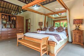 Bougainville Hill Villa