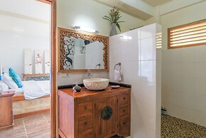 Bougainville Hill Villa