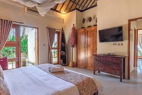 Bougainville Hill Villa