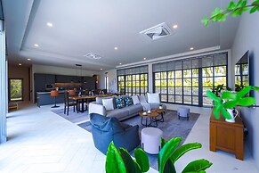 Luxury Large 3 Bedroom Pool Villa (KH-C5)