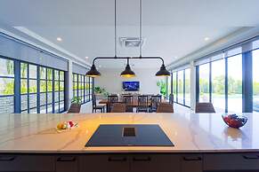 Luxury Large 3 Bedroom Pool Villa (KH-C5)