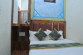 Hotel Paras Stay