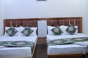 Hotel Paras Stay