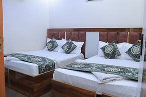 Hotel Paras Stay