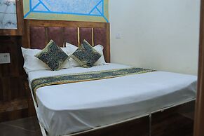 Hotel Paras Stay