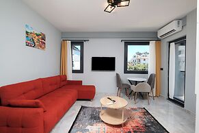 Q'in Homes
