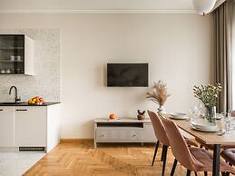 Art Palace by Fragola Collection