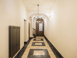 Art Palace by Fragola Collection
