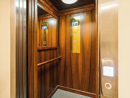 Art Palace by Fragola Collection
