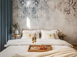 Art Palace by Fragola Collection