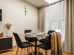 Art Palace by Fragola Collection