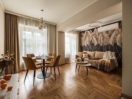 Art Palace by Fragola Collection