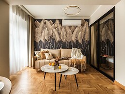 Art Palace by Fragola Collection