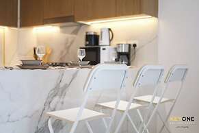 Splendour Living 1BR at Azizi Riviera