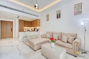 Splendour Living 1BR at Azizi Riviera