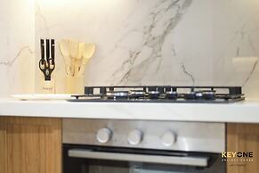 Splendour Living 1BR at Azizi Riviera