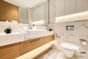 Splendour Living 1BR at Azizi Riviera