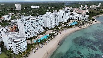 Beachfront Apartment Marbella, Juandolio