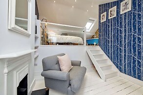 4 Bedroom House, Barnes