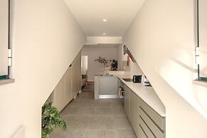 S O Bento Modern by Homing