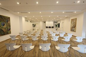 White Hill Hotel Spa & Conference
